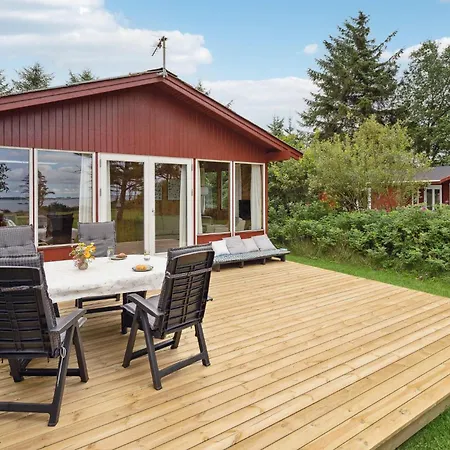 Holiday home In With House Sea View