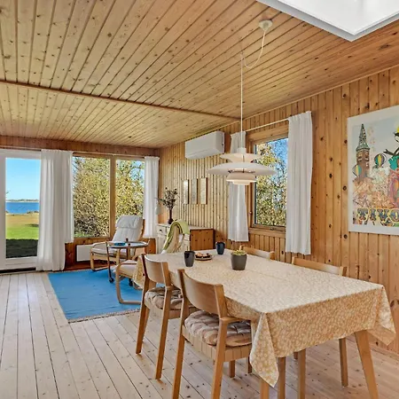 Holiday home In With House Sea View Spottrup
